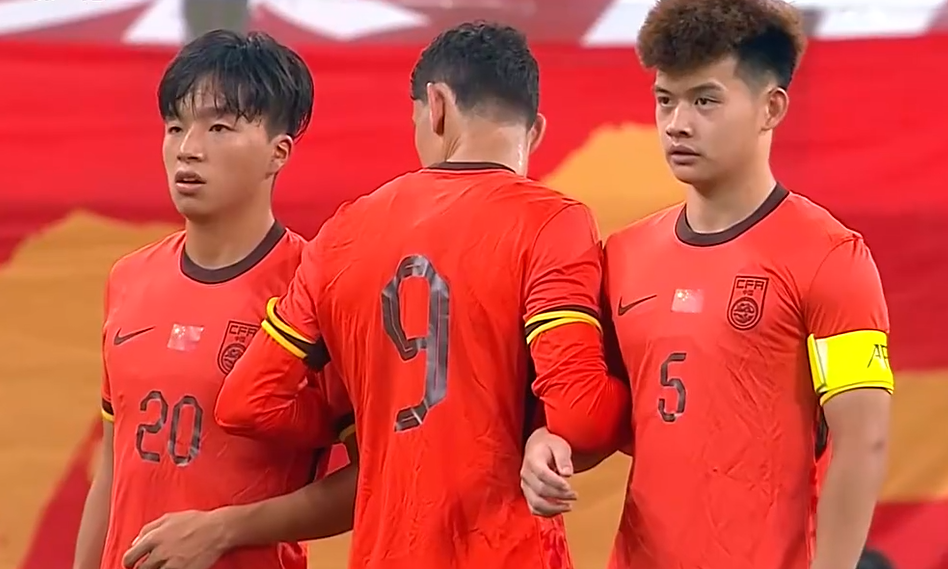 赛程更新-5-0！3-0！韩国+日本大胜登顶，还帮中国队一把，出线形势大反转